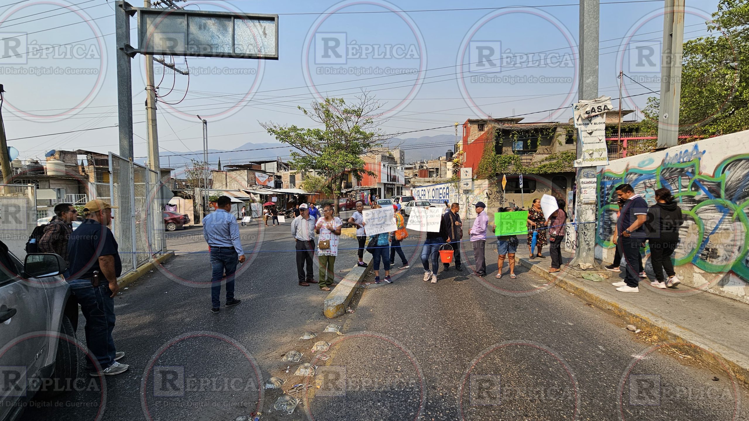 Bloquean Puente El Capricho En Chilpancingo Para Exigir Agua R Plica