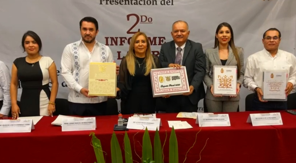 Entregan al Congreso informe de Gobierno de Evelyn Salgado y paquete ...